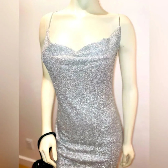SUSANA MONACO SEXY SILVER SEQUIN COWL NECK BODYCON MINIDRESS SIZE SMALL - Picture 12 of 16